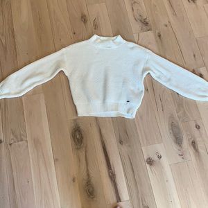 Hollister sweater